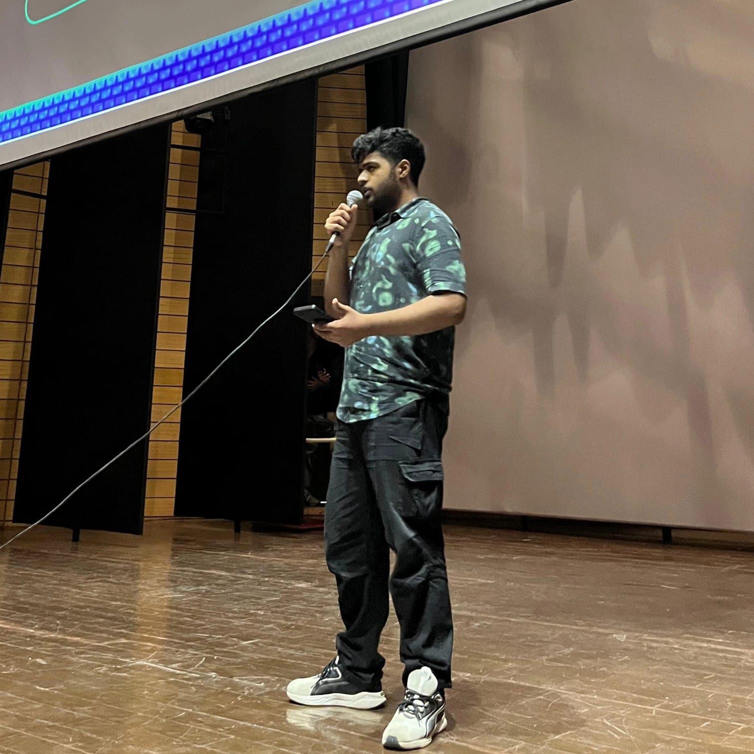 Dhruv Sharma, Oldie